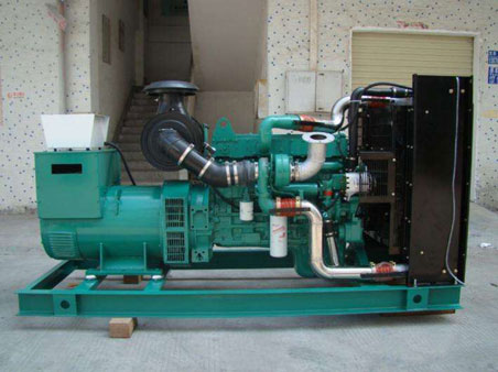 东安1100kw康明斯柴油发电机组图片 东安1100kw康明斯柴油发电机组图片